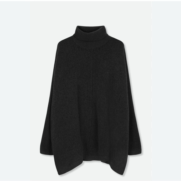 Sweaters - One Size Black Ribbed Sweater Poncho